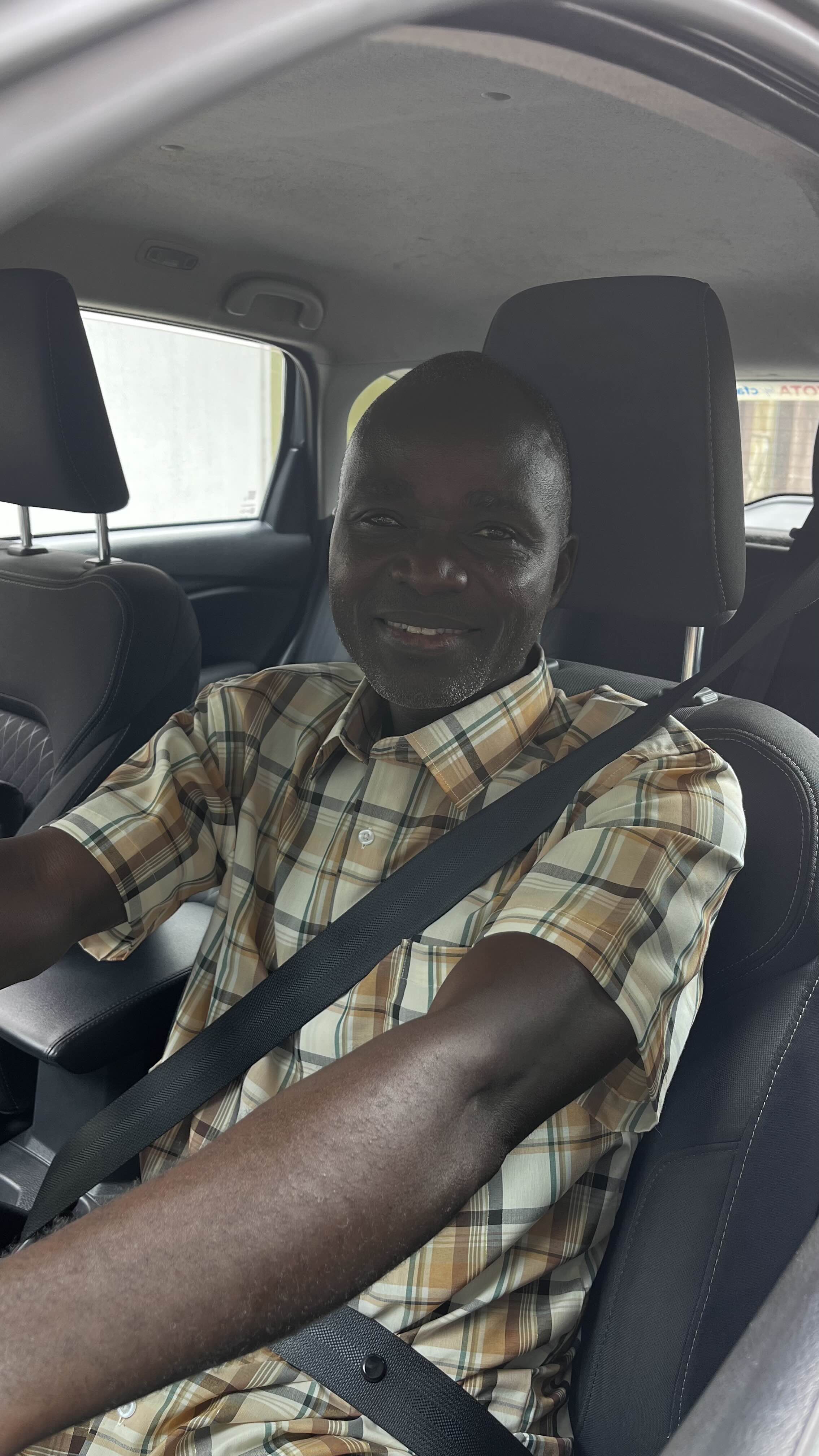 Julien Ande Kouassi — Coursier